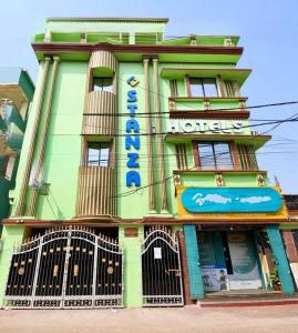 STANZA HOTELs