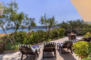 Mallorca Beach front line house Up To 6