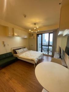 Grand Soho Makati Condo