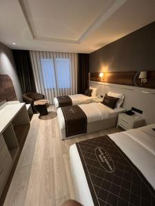 Roccia DownTown Otel