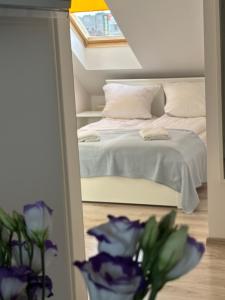 Pod Niebem - Przestronne poddasze przy plaży