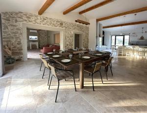 Maisons de vacances Authentic cottage 4 people with lake Domaine LF : photos des chambres