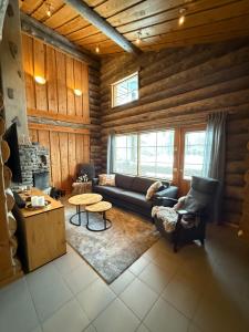 Skilodge Maentahti A