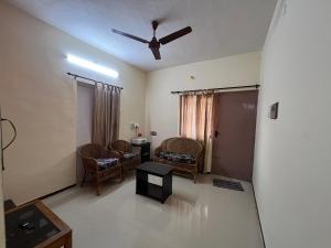 SHIs 2BHK home in Coimbatore near Sai Baba Colony, Ganga C Hospital, Womens care
