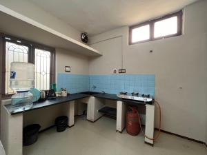 SHIs 2BHK home in Coimbatore near Sai Baba Colony, Ganga C Hospital, Womens care