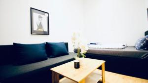 Super Central Cozy 5 BR Shared Apt 10Min Walk to Augarten
