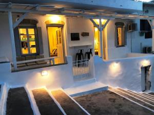 Milos Heritage Home 1883