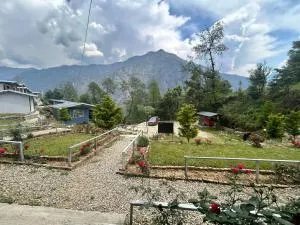 KedaraYatih Resort - Gaurikund