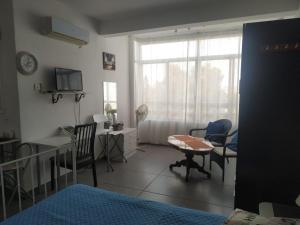 Studio Apartment Near the Beach