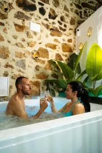 El Edén Casas Rurales con Piscina y Jacuzzi - Montánchez
