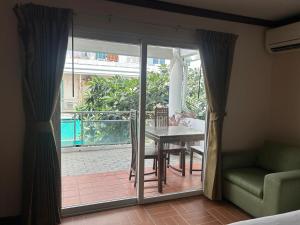 Taj Palace Hotel Patong Beach