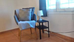 Cosy Loft Apartment, Argyrades