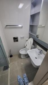 1-2308 #Sinnonhyeon Stn Exit 9, 1-min #Gangnam Stn, 5-min #OTT #Concierge Gangnam Managed