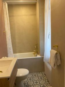 Hotels Hotel Boileau : photos des chambres