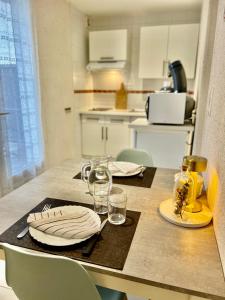 Appartements La Cotiere, Terrasse et Jardin RDC, Proche plage : photos des chambres