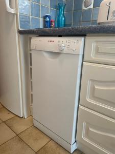 Appartements PORTISSOL T1 RDJ CLIM PARKING PRIVATIF 300m PLAGE : photos des chambres