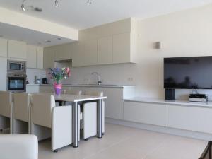 Two-Bedroom Apartment room in Berlin-Oostende-Gleich-am-Meer