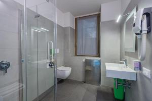 Lit dans Dortoir pour Hommes de 4 Lits