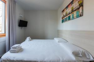 Chambre Double ou Lits Jumeaux avec Salle de Bains Privative