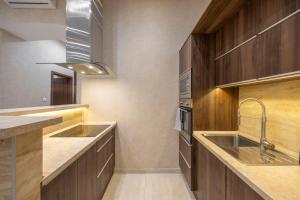 Luxe n Charm Central Grand Suite by Prestige Homes