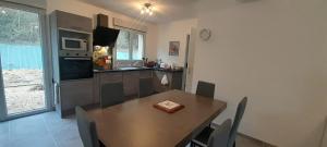 Maisons de vacances Maison neuve 14km beauval jardin wifi PMR : photos des chambres