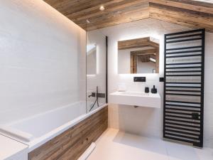 Appartement spacieux avec hammam, proche des pistes - FR-1-565-104