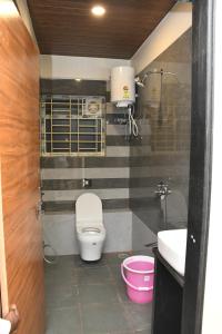 M R Residency Lokapur