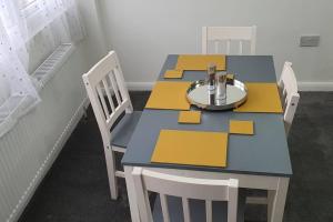 Exquisite and Modern 2 bed Maisonette