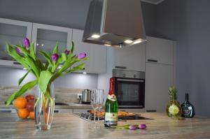 Traumkrone Ferienwohnungen - Wiesengrün