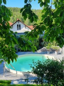 Superior - Ferienhaus am Engelsbach mit Garten und Pool