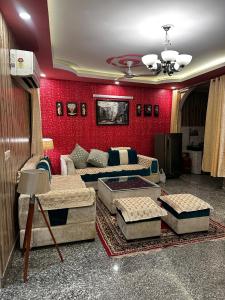 Spacious 2bhk flat with balcony