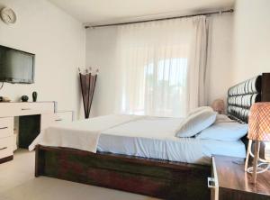 Stunning Pool View 1bed Private Beach Access, Veranda Sahl Hasheesh