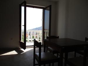 Charming 3-Bed Apartment in Budva with Garden and Ocean Views
