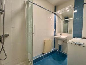 Quiberon - Appartement 2 pièces, grande terrasse face mer, parking, animaux acceptés - FR-1-478-119