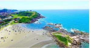 Hostel Oásis - 伊塔尼亚恩