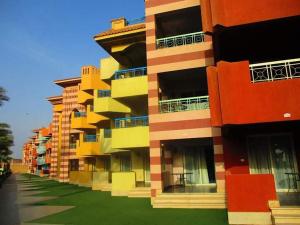 بورتو ساوث بيتش السخنة