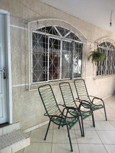 Casa Com 2 quartos, Garagem Ar tv