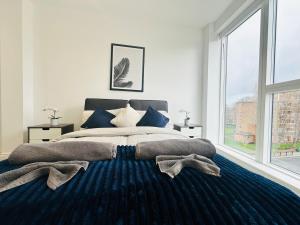 spacious central apartment Close to major station