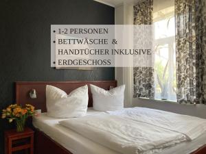 Haus Krabbe Zimmer ohne Küche, zentral gelegen zwischen Cuxhaven und Bremerhaven, Unterstellmöglichkeit für Fahrräder und E-Bikes, hauseigener Parkplatz, Hunde kostenfrei willkommen