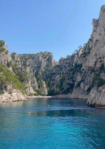 Appartements PORTISSOL T1 RDJ CLIM PARKING PRIVATIF 300m PLAGE : photos des chambres