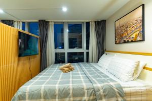 3BR Modern Uptown Parksuites BGC with bathtub