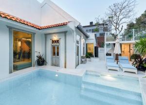 Santitham Pool Villa I 5 Bedrooms I walkable I Entire villa I Daily Housekeeping