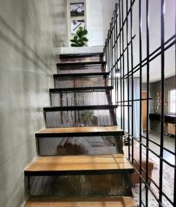 Semi-industrial cozy home