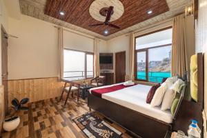 The Chetus Nest Near Mall road kasauli