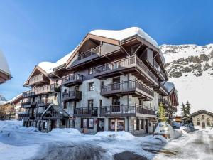 Appartements Appartement de charme avec balcon, 8 pers, decor raffine, au coeur de Val-d’Isere, proche des pistes - FR-1-694-106 : Appartement