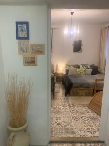 Samostatné FAMILY STUDIO v suteréne s terasou a záhradou