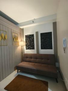 Couple or Barkada Room