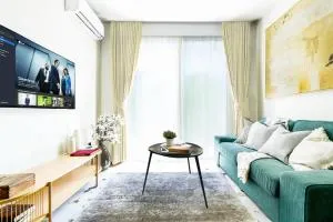 Duplex - Main Street Area - Ac - Netflix - Desk - Vladaya