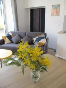 Rose Garden Bayeux - Sully