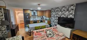 Apartamento completo con terraza - Castejón de Sos